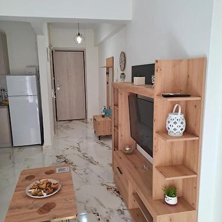 Cloud9 Apartment Kavala Esterno foto