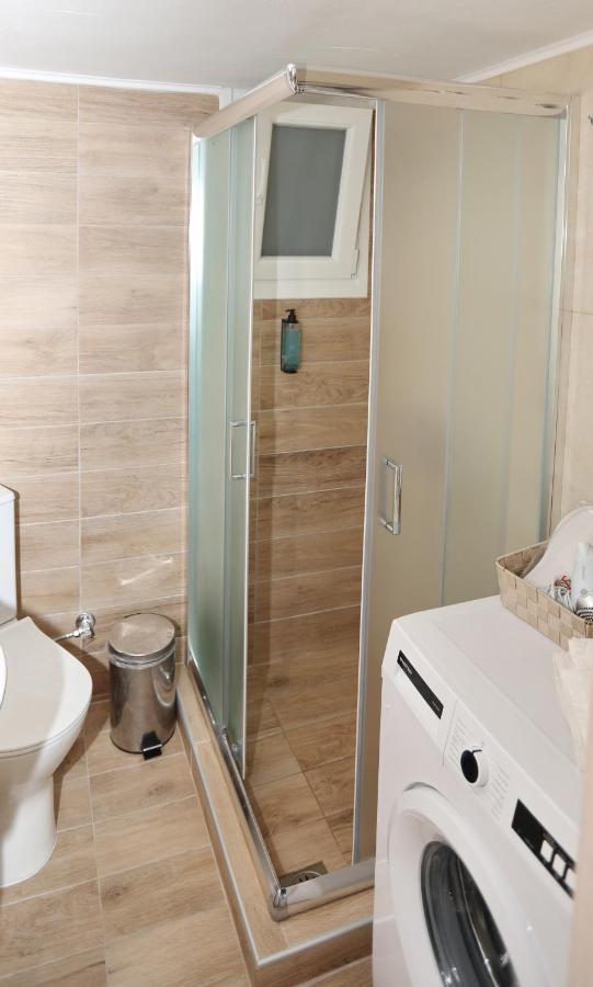 Cloud9 Apartment Kavala Esterno foto