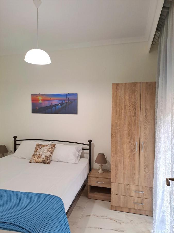 Cloud9 Apartment Kavala Esterno foto